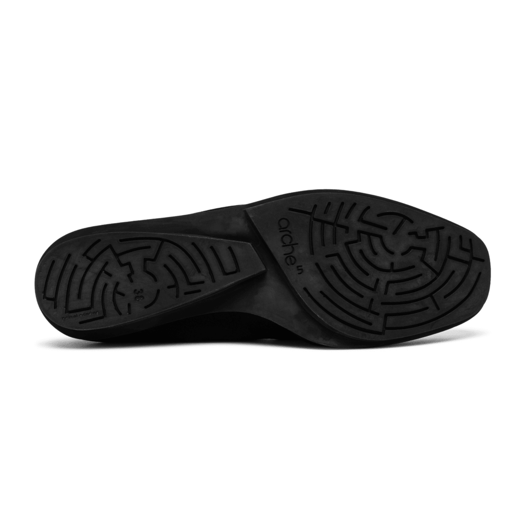 Arche Women's Dinael Black Nubuck Leather