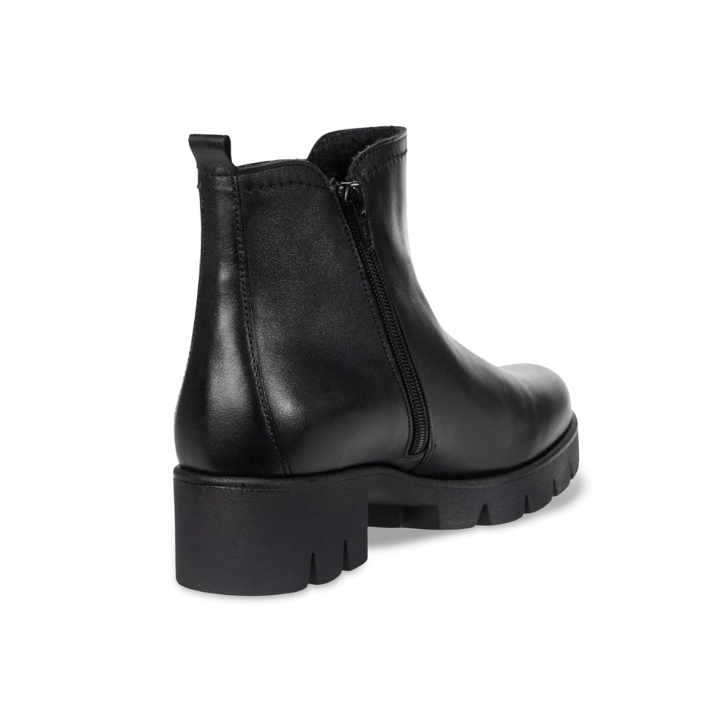Gabor Women's 31.710.27 Chelsea Black Leather