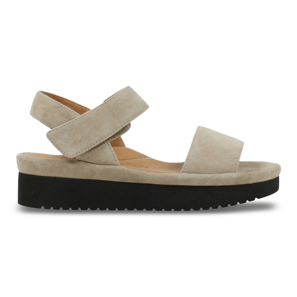 L'Amour Des Pieds Women's Abrilla Taupe Suede
