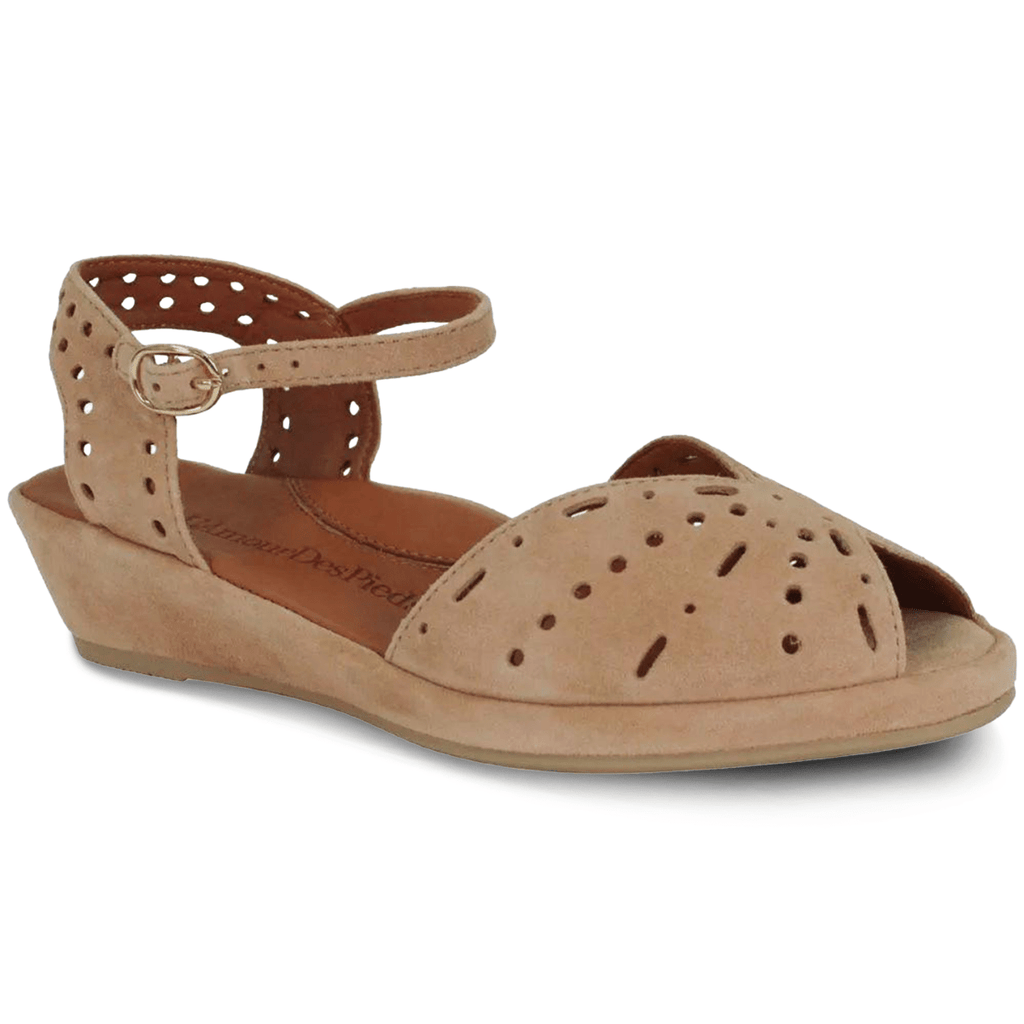 L'Amour Des Pieds Women's Brenn Cognac Suede