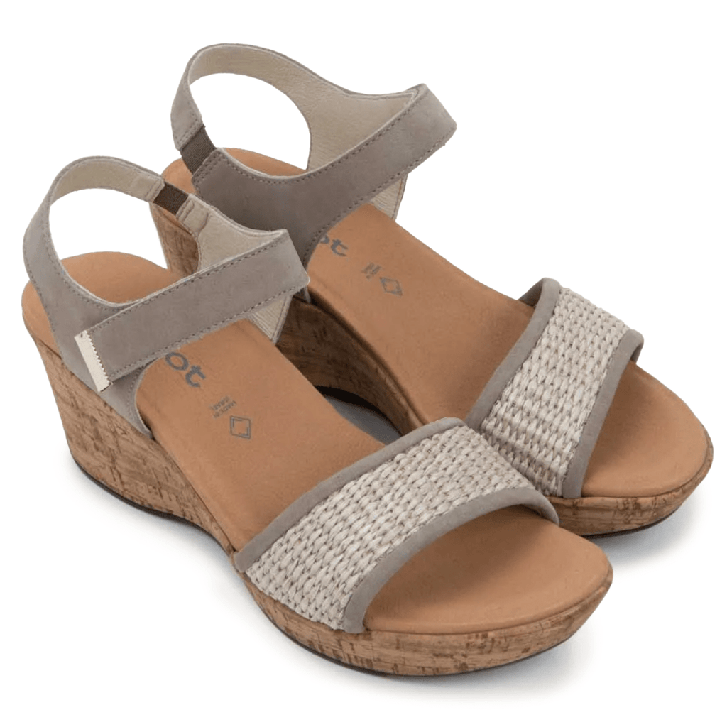 Naot Women's Summer Raffia Stone Nubuck/Sand Raffia