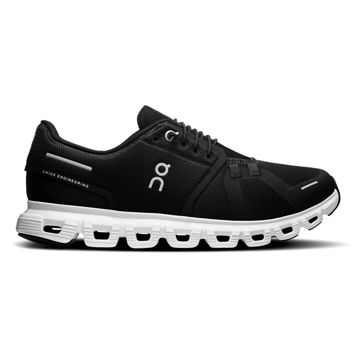 On Running Women's Cloud 6 Black/White