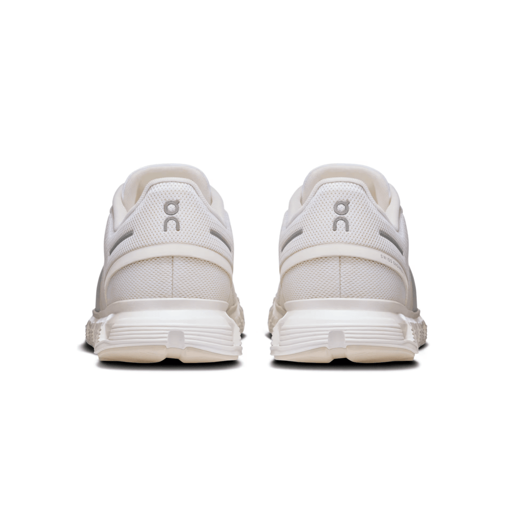 On Running Women's Cloud 6 White/White