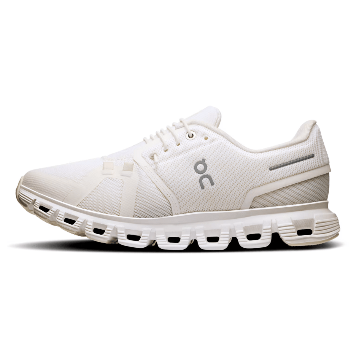 On Running Women's Cloud 6 White/White