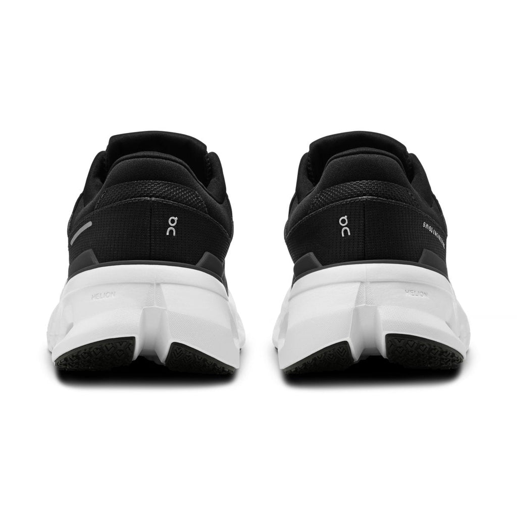 On Running Women's Cloudrunner 2 Eclipse/Black