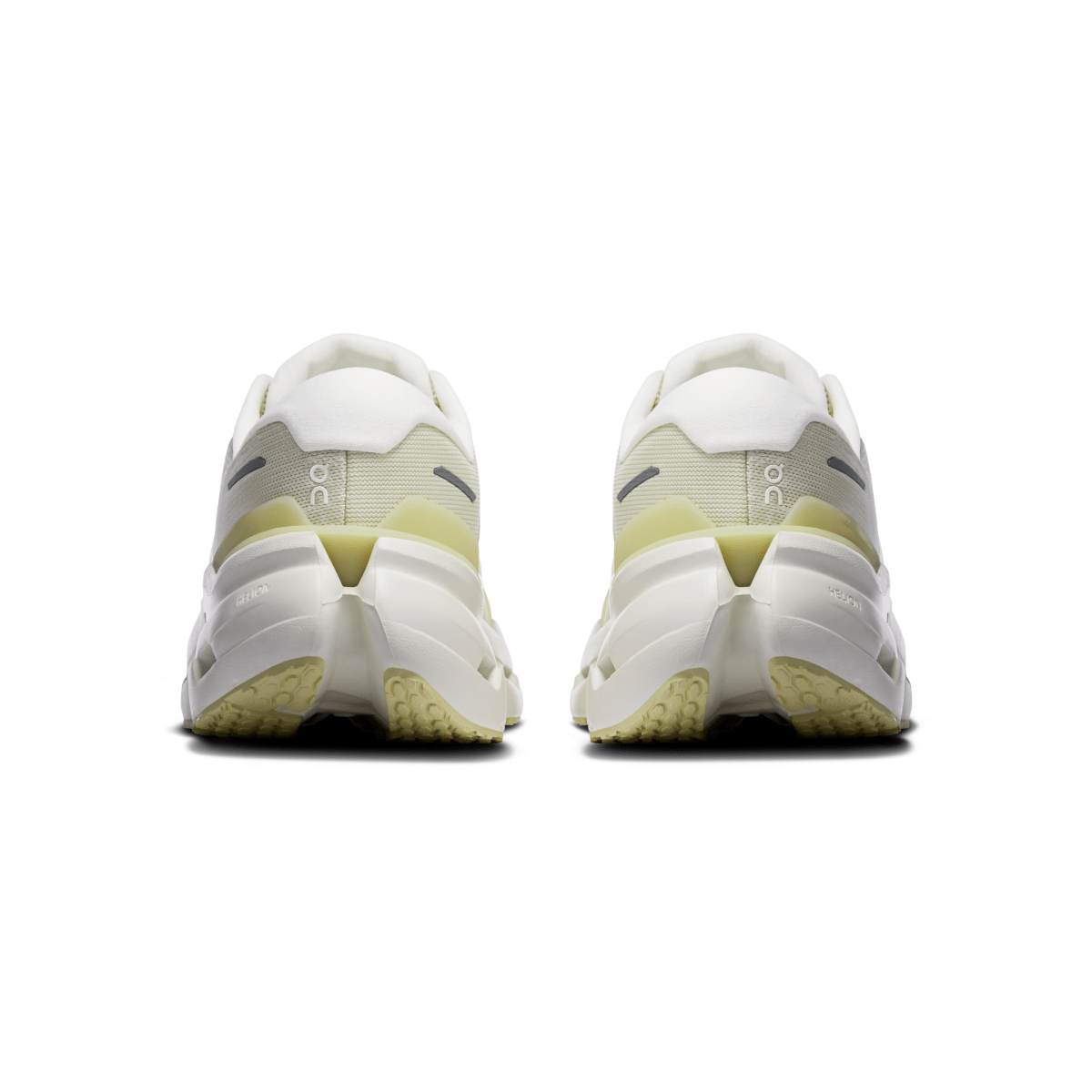 On Running Women's Cloudrunner 3 Seed/Ivory