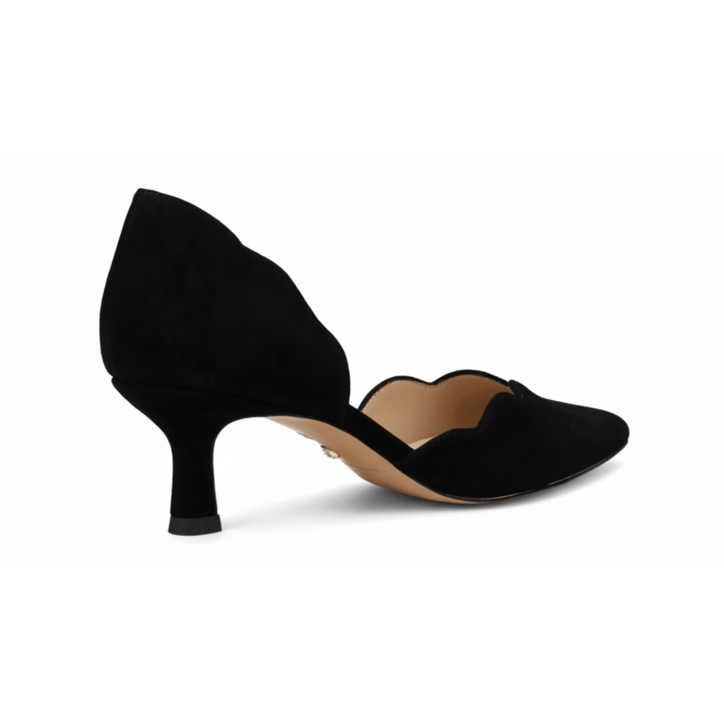 Pelle Moda Women's Keala Black Kidsuede