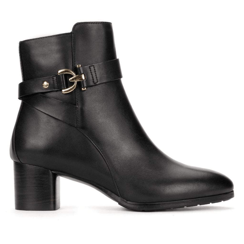 Pikolinos Women's Calafat Black Leather