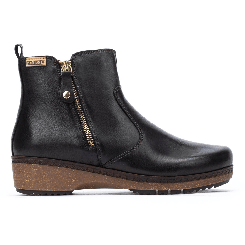 Pikolinos Women's Granada Ankle Black Leather
