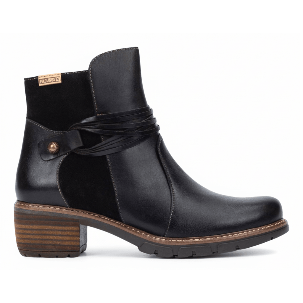 Pikolinos Women's San Sebastian Black Leather