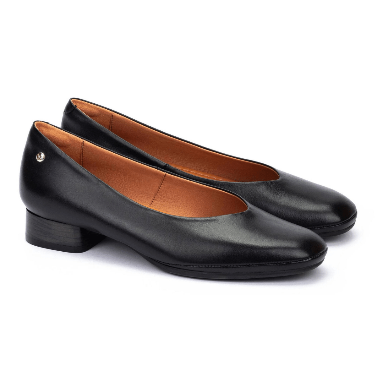 Pikolinos Women's Ubeda Black Leather